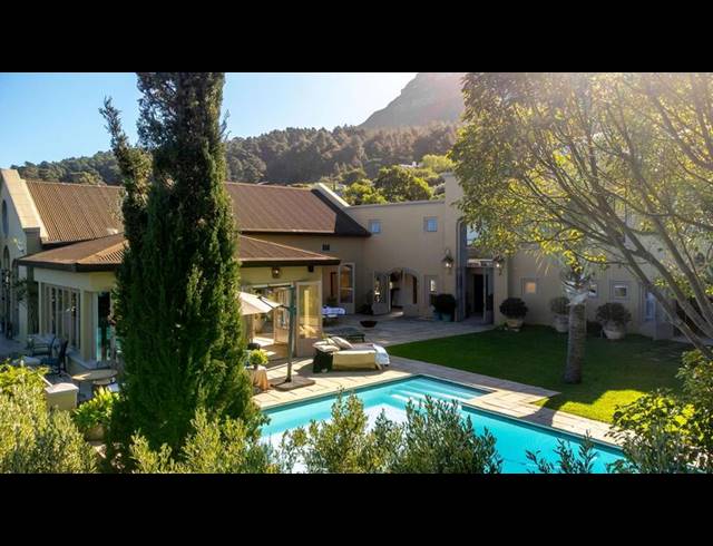 5 BEDROOM HOUSE FOR SALE IN RUYTEPLAATS